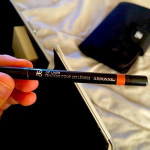 Arbonne lip liner